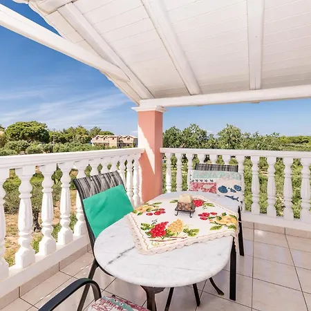 Apartment Arazzo *
