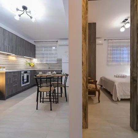 Apartment Arazzo