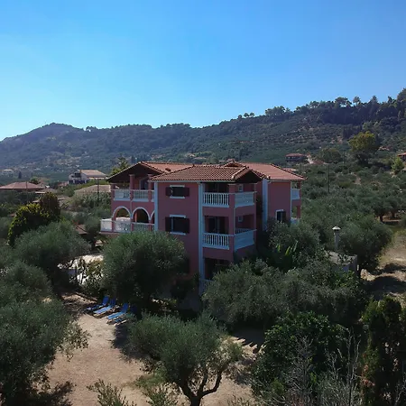 아파트 Arazzo Vasilikí