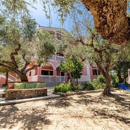 아파트 Arazzo Vasilikí